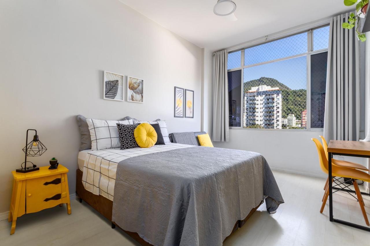 Bem Localizado Em De Botafogo, Próximo Ao Shopping E Metrô - Wi-fi 250 Mb Appartement Rio de Janeiro
